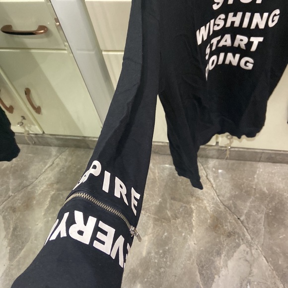 max black printed sweatshirt - Picture 3 of 4